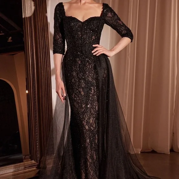 Chic Black Lace Maxi Dress - Picture 1 of 1